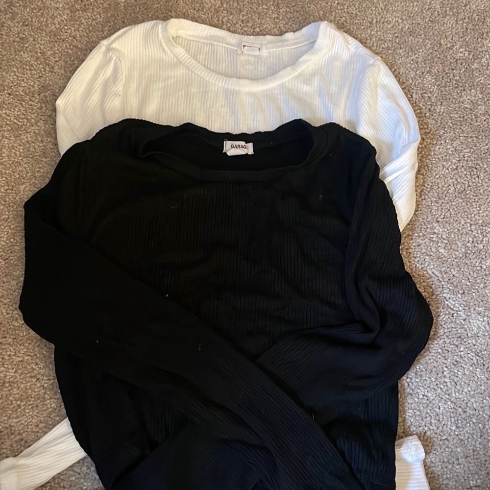 Garage cropped long sleeve